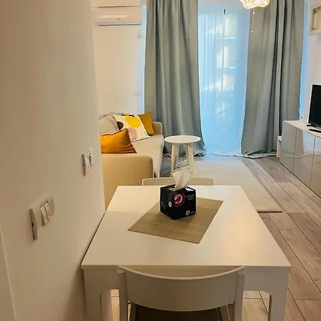 Dxn Luxury 8 By Almar * Năvodari